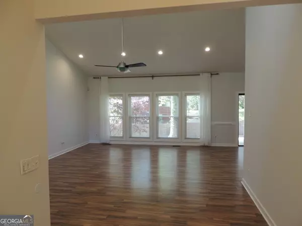 Stone Mountain, GA 30088,754 Post Road LN