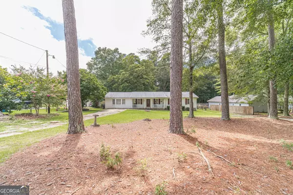 2737 Camp Mitchell RD, Loganville, GA 30052