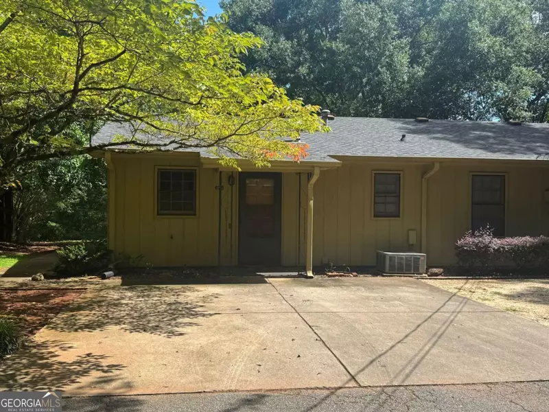 625 Epps Bridge Pkwy, Athens, GA 30606