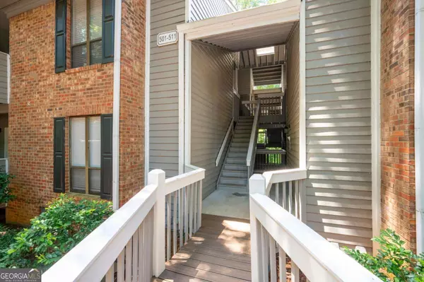 Roswell, GA 30075,508 Warm Springs CIR