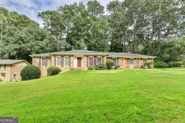 366 Chip RD, Stone Mountain, GA 30087