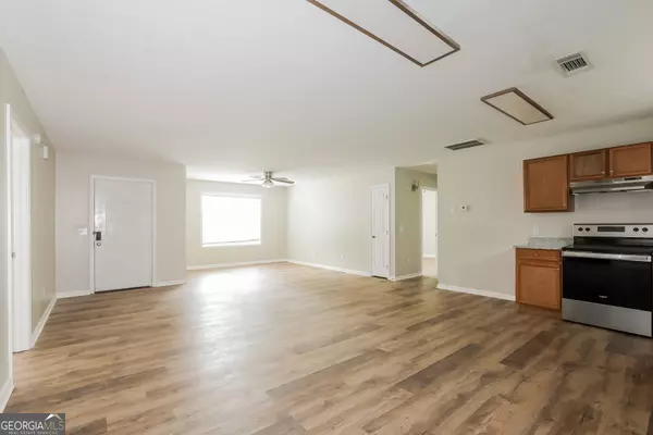 Monroe, GA 30655,240 Elm PL