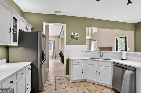 Alpharetta, GA 30005,3055 Rocky Brook DR