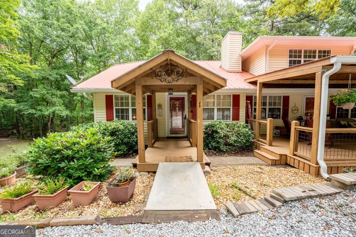 Tiger, GA 30576,39 Antebellum LN #101