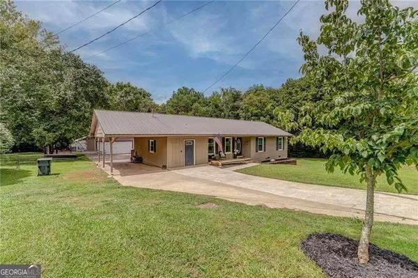 571 N MARBLE ST, Rockmart, GA 30153