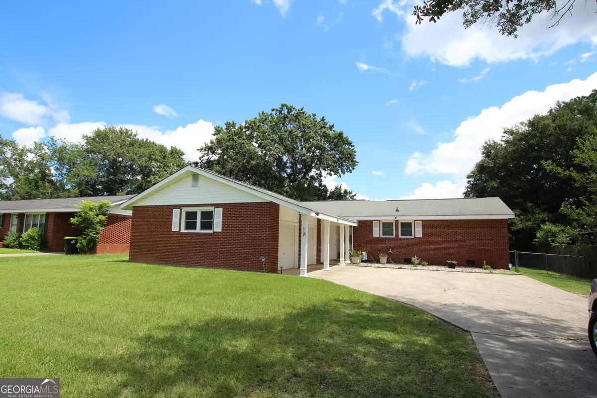 Warner Robins, GA 31088,215 Kimberly RD