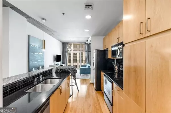 Atlanta, GA 30309,943 Peachtree ST NE #1009