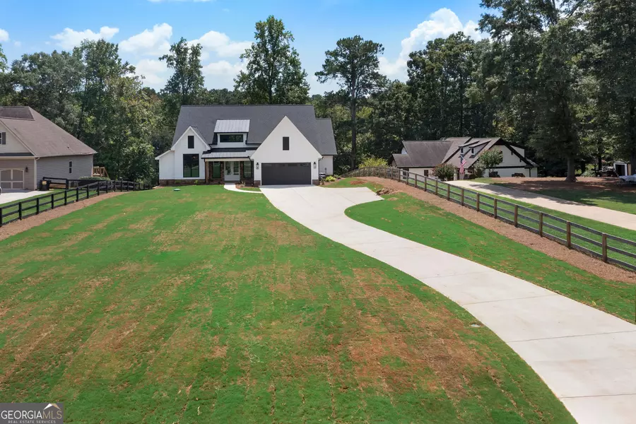 27 Linda RD SW, Cartersville, GA 30120