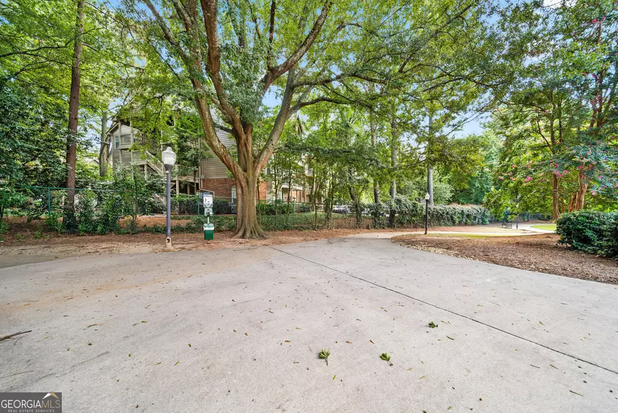375 NE Ralph Mcgill BLVD NE #1402, Atlanta, GA 30312