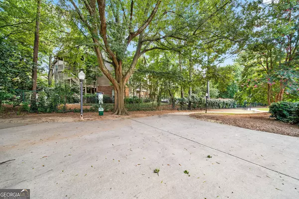375 NE Ralph Mcgill BLVD NE #1402, Atlanta, GA 30312