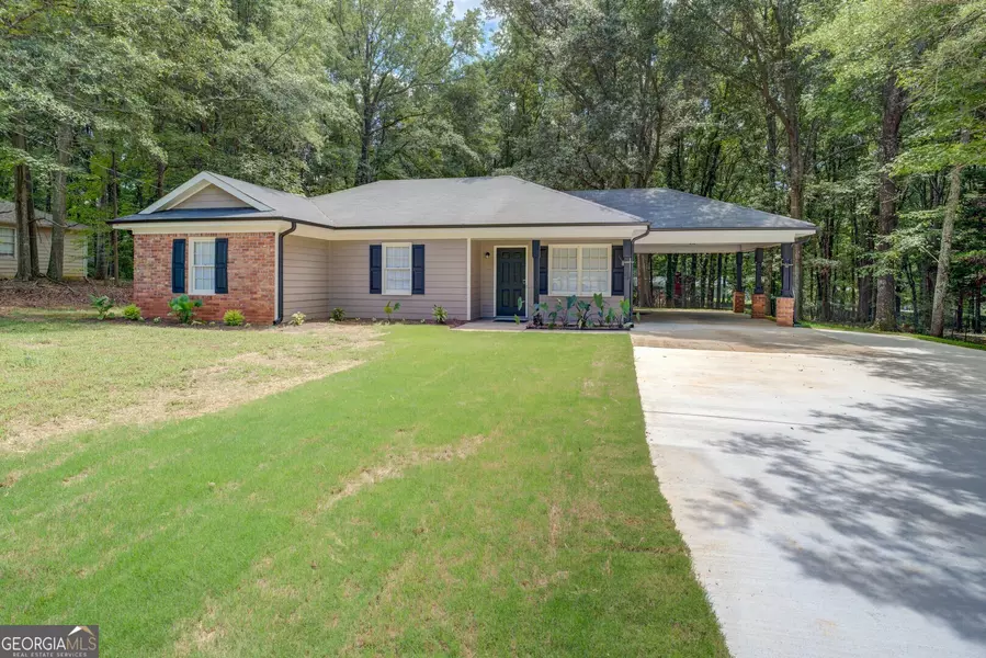 685 Mills DR, Covington, GA 30016