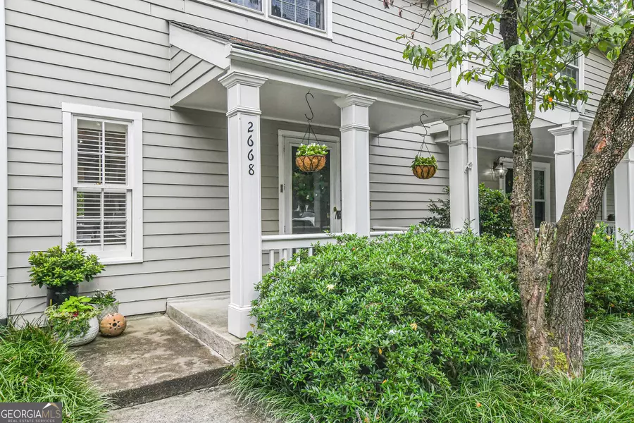 2668 Farmstead RD SE, Smyrna, GA 30080