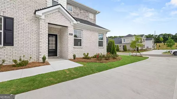 Loganville, GA 30052,565 SILVER MOON DR
