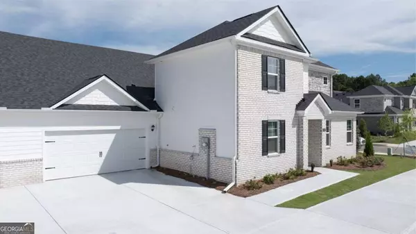 Loganville, GA 30052,565 SILVER MOON DR