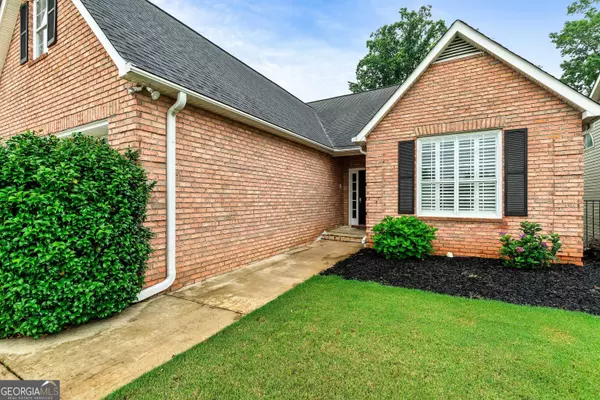 Newnan, GA 30265,425 Fairway CT