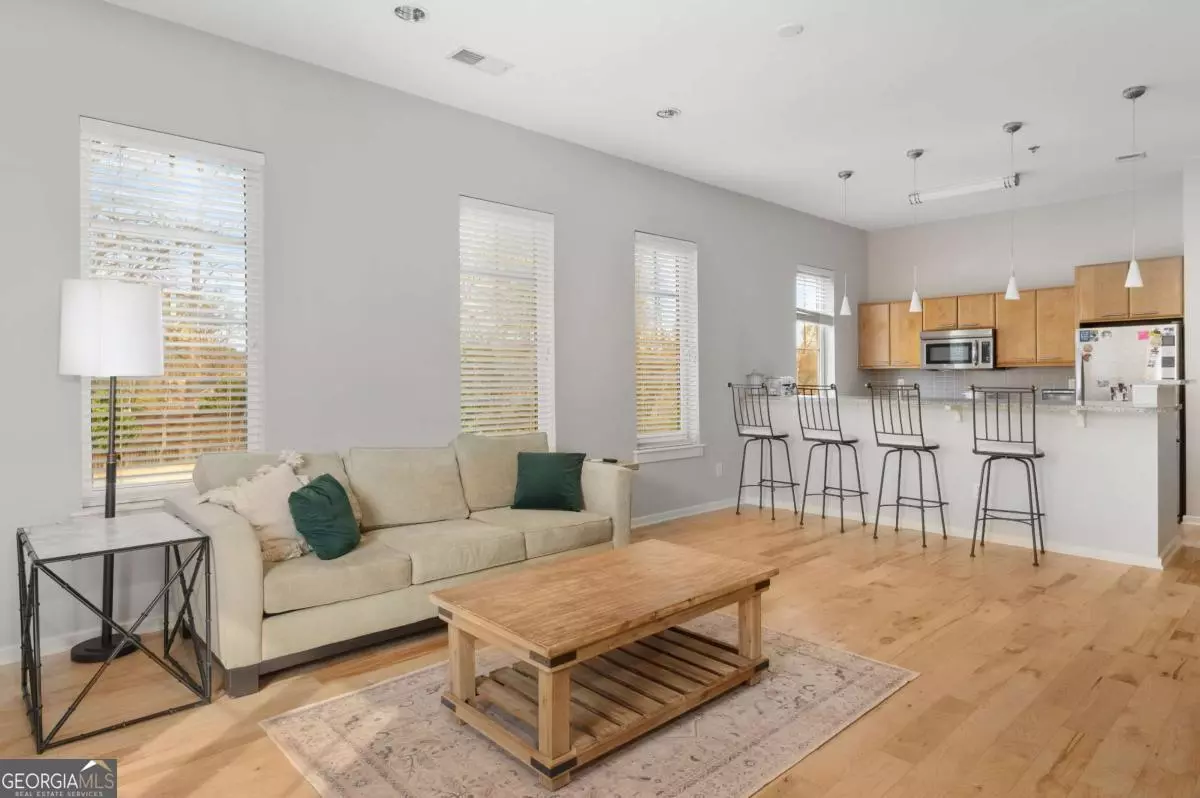 Atlanta, GA 30319,1430 Dresden DR NE #215