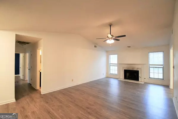 Peachtree City, GA 30269,815 Bedford PARK