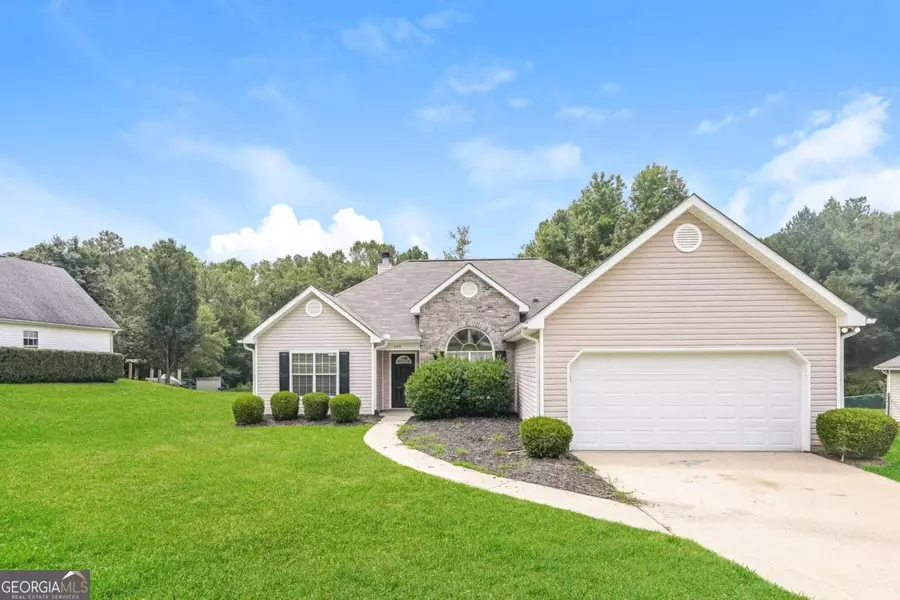 640 Magnolia DR, Loganville, GA 30052