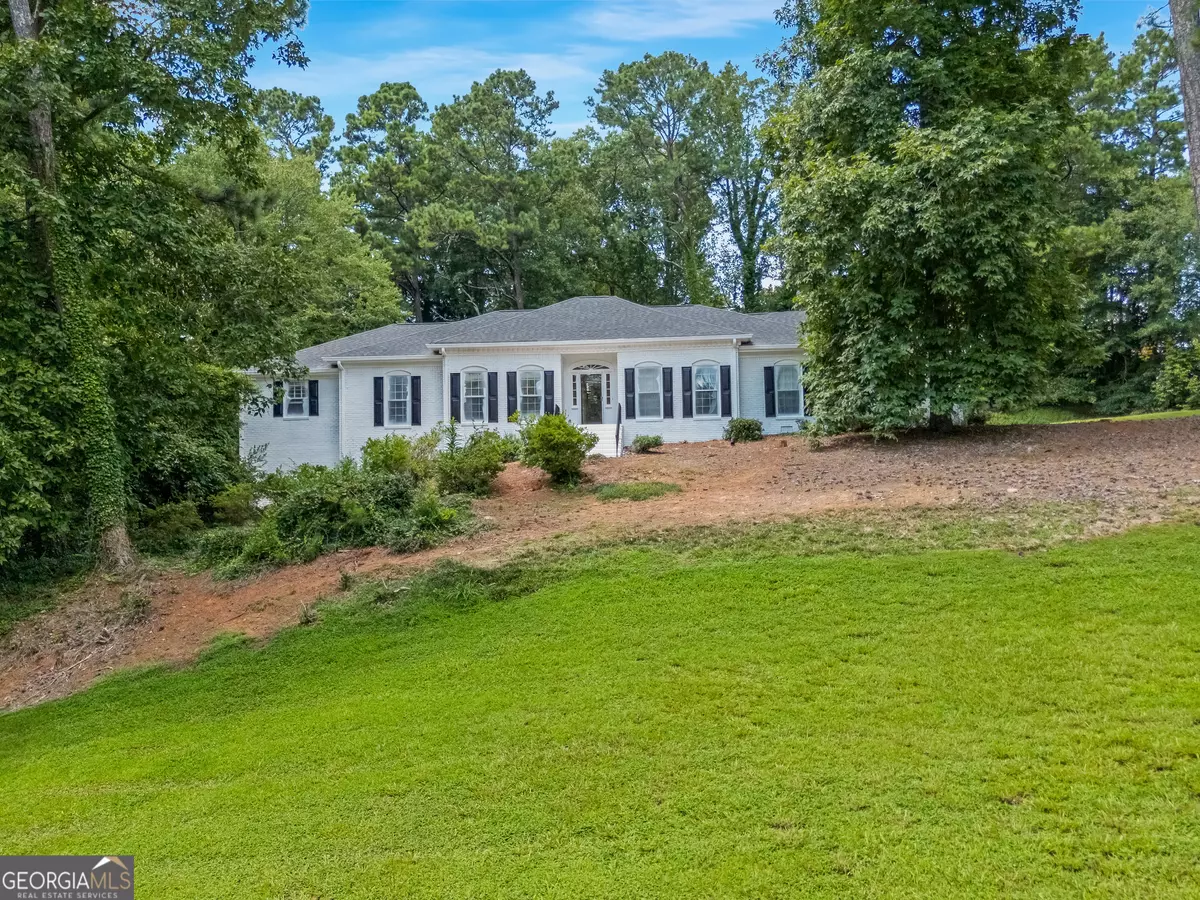 Sandy Springs, GA 30350,1080 Huntcliff NE