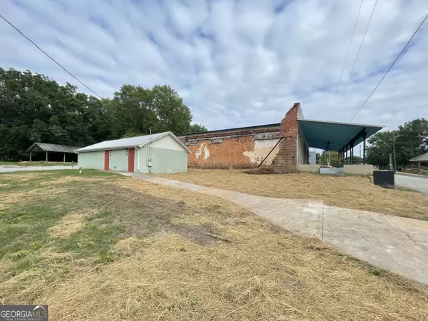 Maysville, GA 30558,10 N Main ST