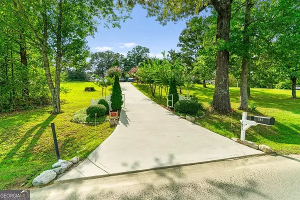 Chatsworth, GA 30705,181 Cobb RD