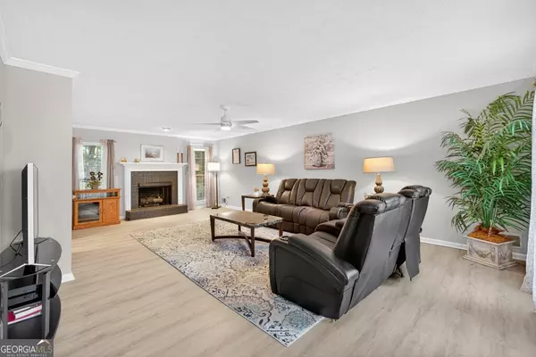 Lawrenceville, GA 30043,180 Timber Oak CV
