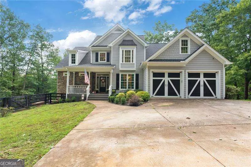 637 Amicalola DR, Dawsonville, GA 30534