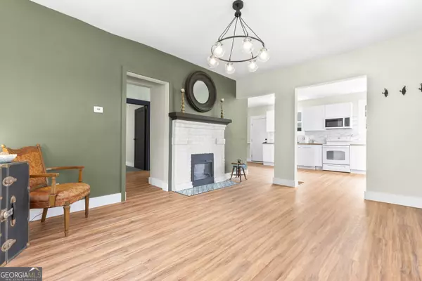 Macon, GA 31206,587 Robert Henry ST