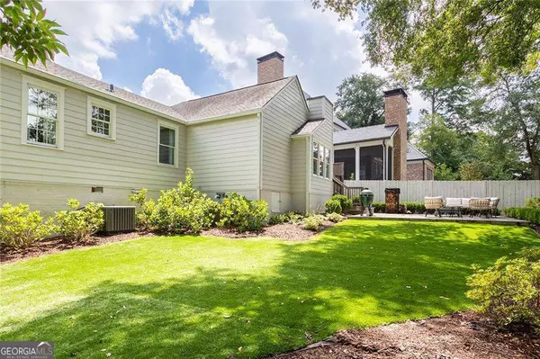 Atlanta, GA 30305,2318 Havenridge DR NW