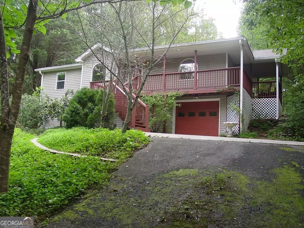 Hiawassee, GA 30546,557 Grayce LN