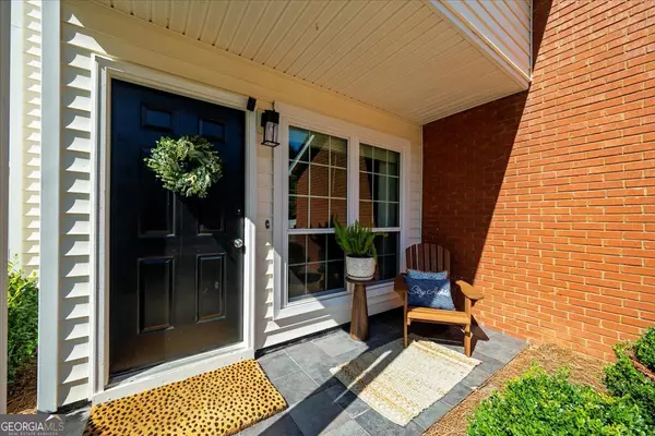 Alpharetta, GA 30004,820 Camelon CT