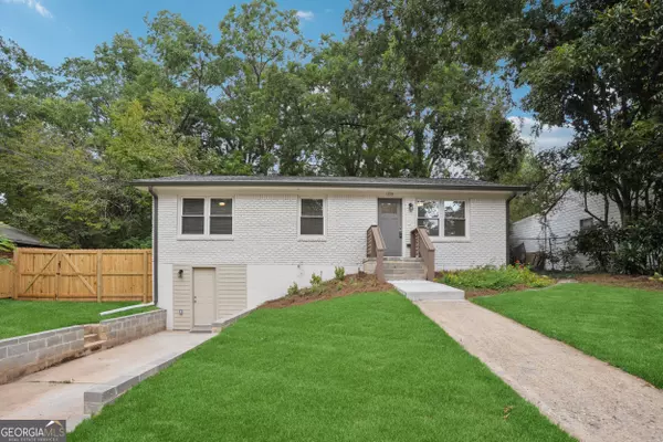 1335 East Washington AVE, East Point, GA 30344