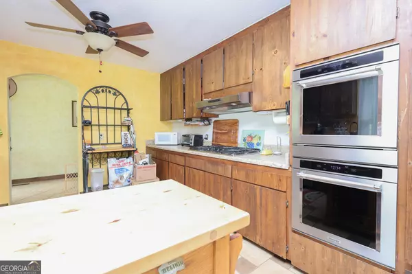 Lizella, GA 31052,299 Chapman RD
