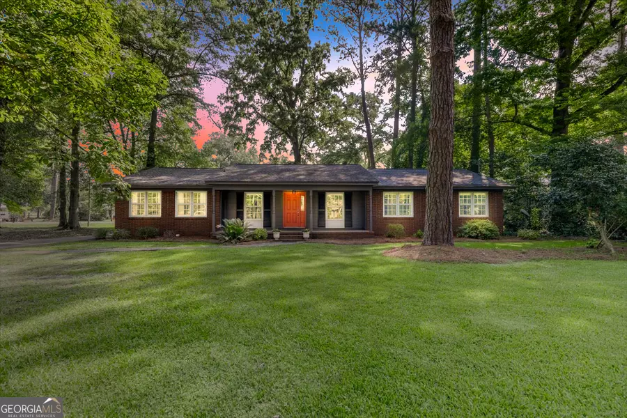 1018 N Davis DR, Perry, GA 31069