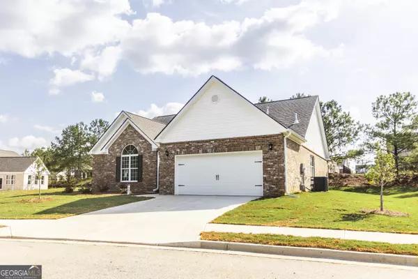 Social Circle, GA 30025,967 Park Place ST