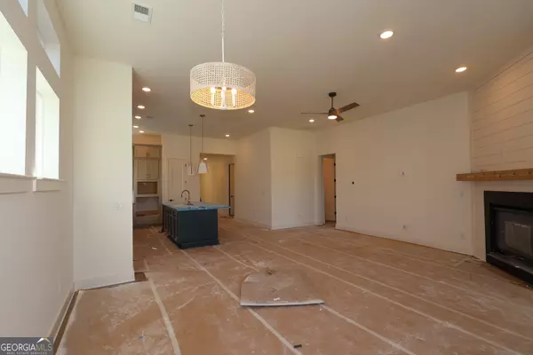 Canton, GA 30114,1041 Pine Bark LN