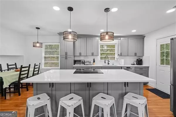 Stone Mountain, GA 30083,799 Pine Roc DR