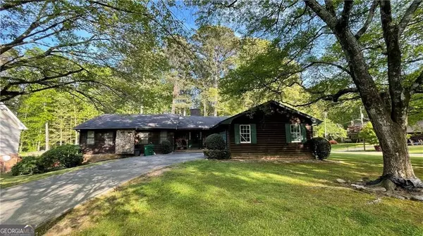 1398 Swift Creek LN, Lithonia, GA 30058