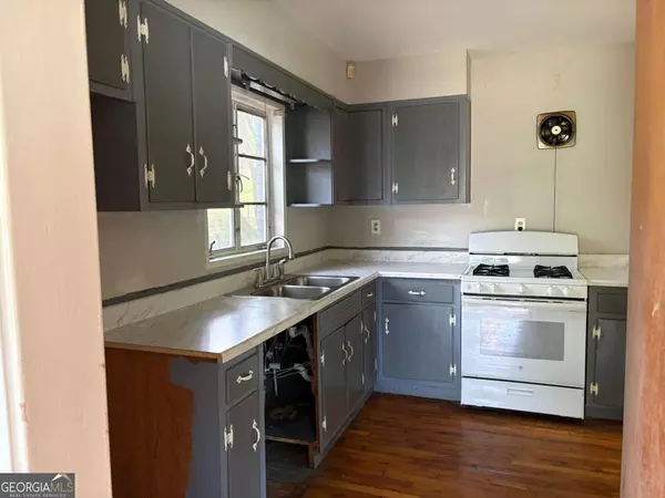 Atlanta, GA 30344,2595 Lancaster DR