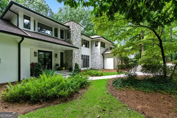 5410 New Wellington Close, Atlanta, GA 30327