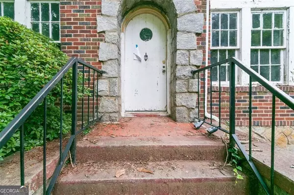 Atlanta, GA 30310,1699 EMERALD AVE SW