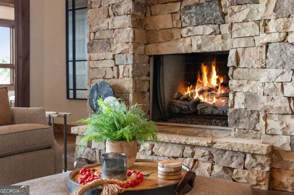 Blue Ridge, GA 30513,886 Weaver Creek WAY