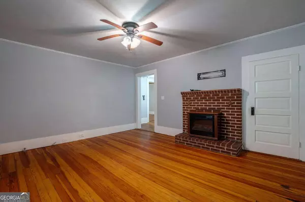 Athens, GA 30601,231 S Poplar ST