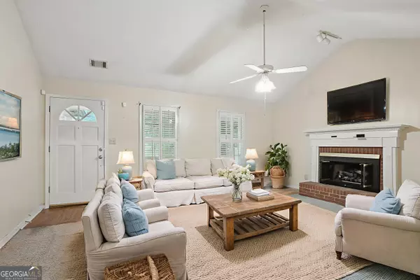 Mcdonough, GA 30253,205 Oak Shores DR