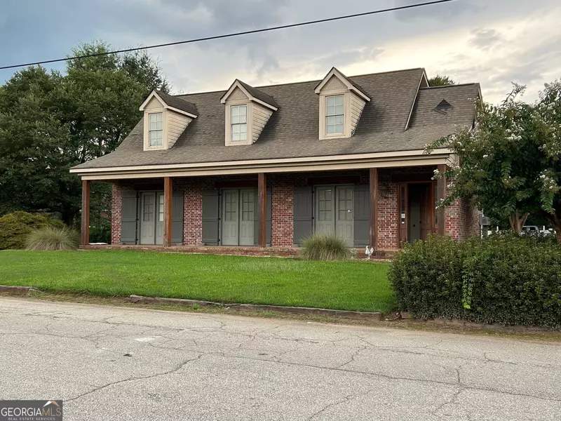 297 S Aycock ST, Carrollton, GA 30117