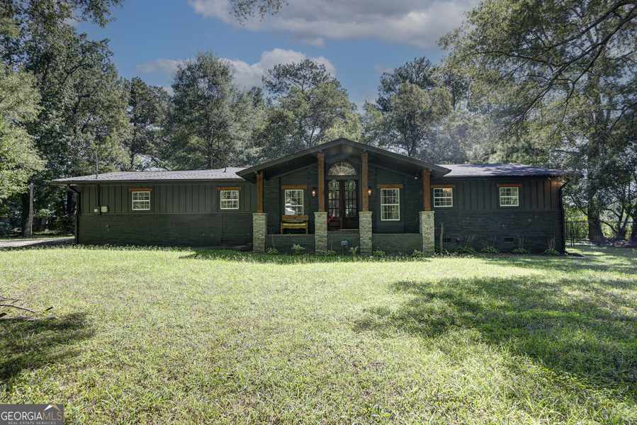 133 Kentucky DR NE, Calhoun, GA 30701