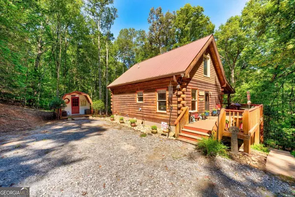 85 Trail Tree DR, Mccaysville, GA 30555
