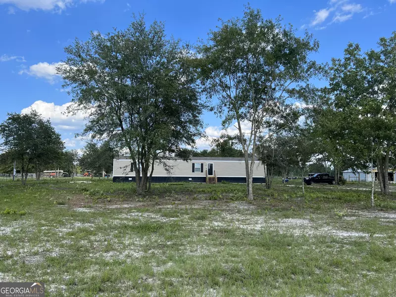 456 Blue Jay LOOP, Hoboken, GA 31542