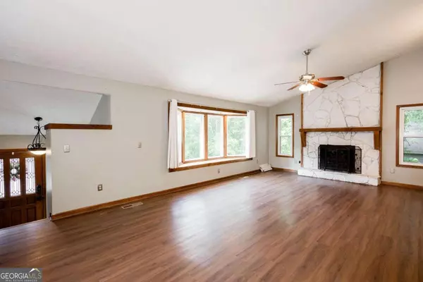 Marietta, GA 30066,5068 Ravenwood DR