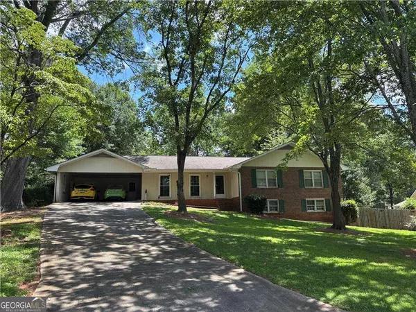 Alpharetta, GA 30009,102 Burnett WAY